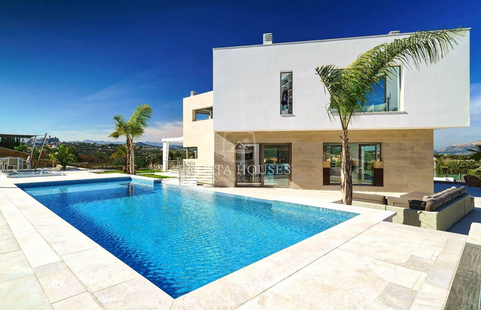 6 bedroom Villa for sale in Javea / Xabia with pool - € 1,795,000 (Ref: 8863962)