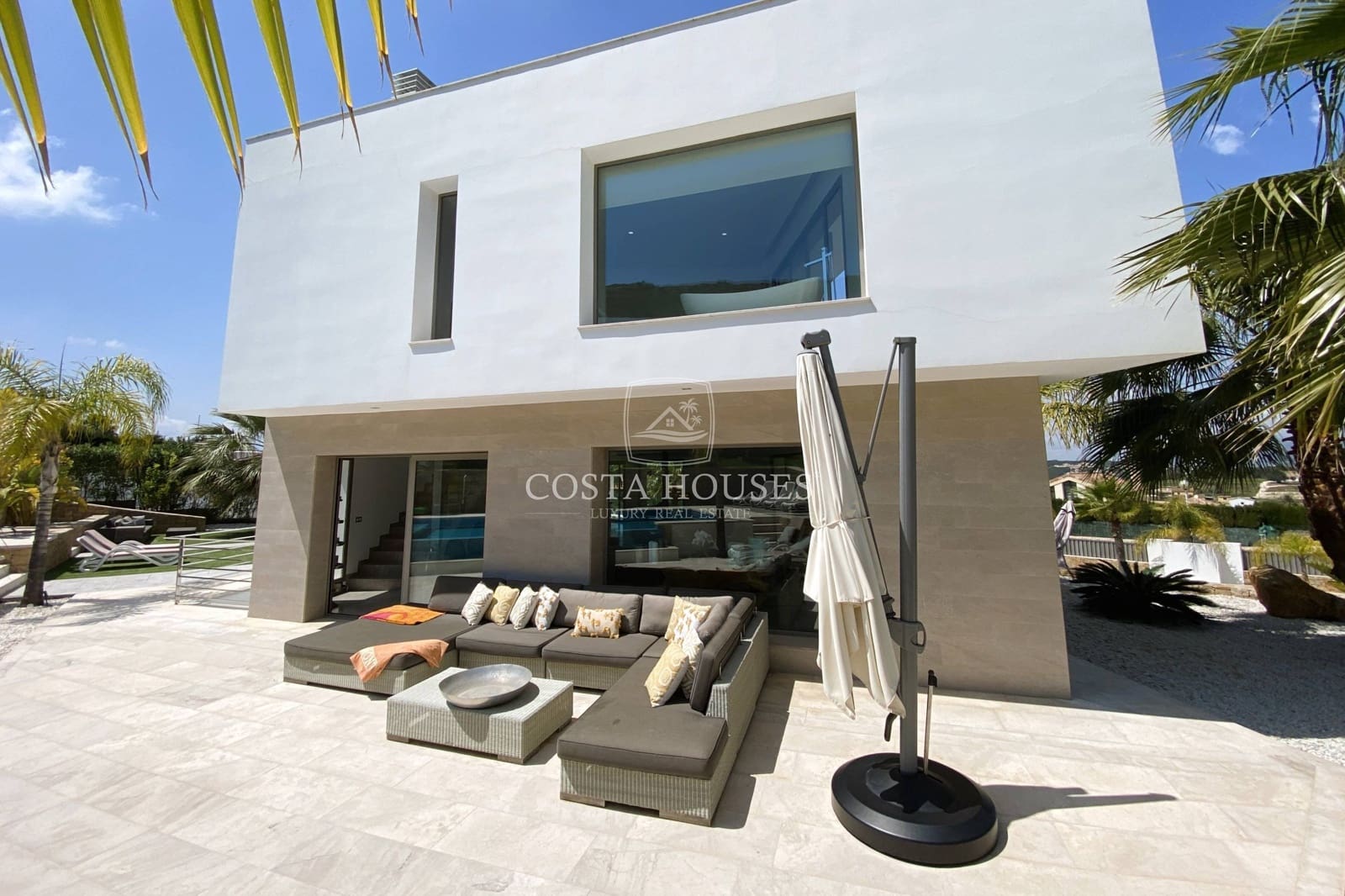 6 bedroom Villa for sale in Javea / Xabia with pool - € 1,795,000 (Ref: 8863962)