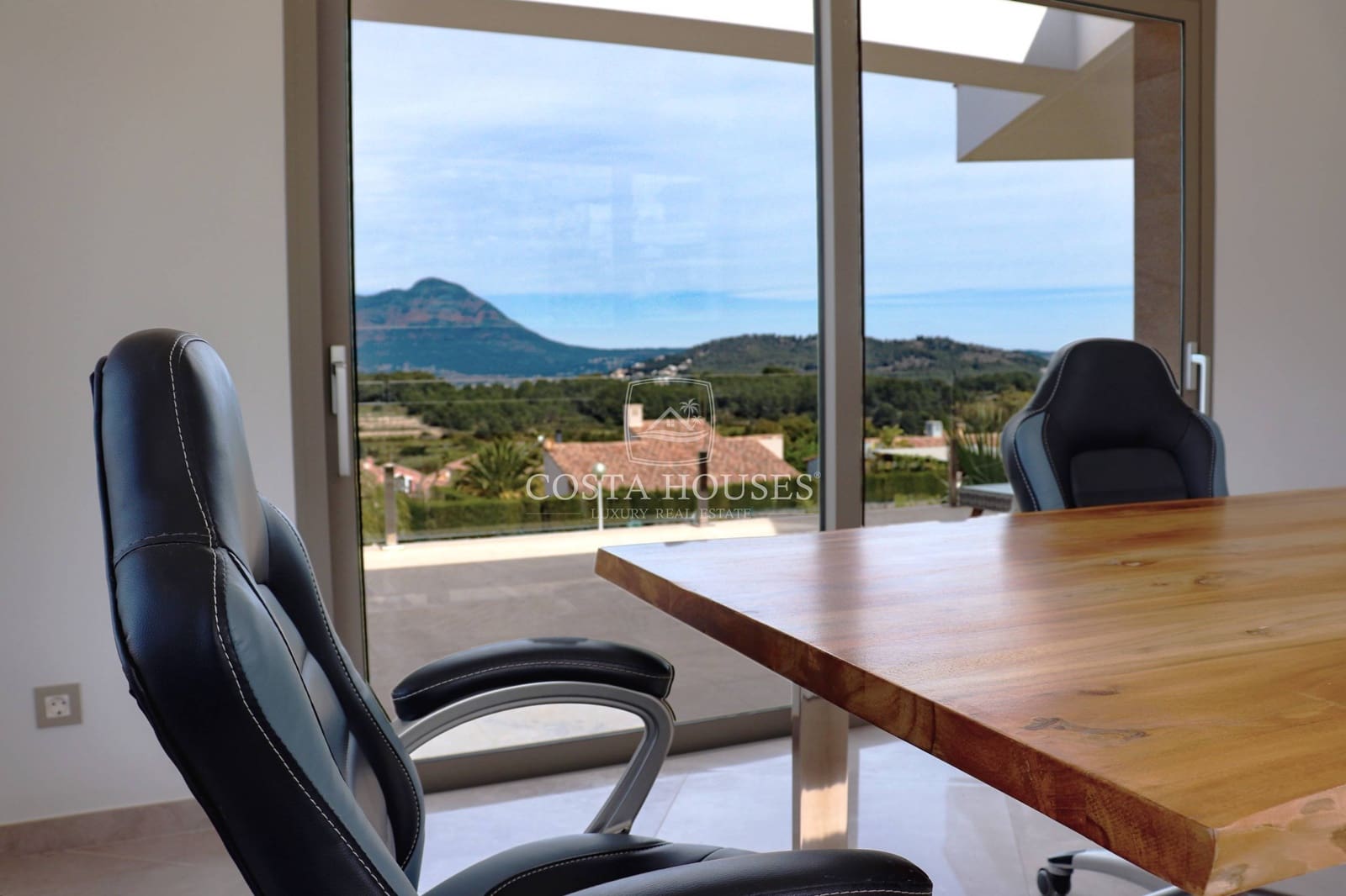 6 bedroom Villa for sale in Javea / Xabia with pool - € 1,795,000 (Ref: 8863962)