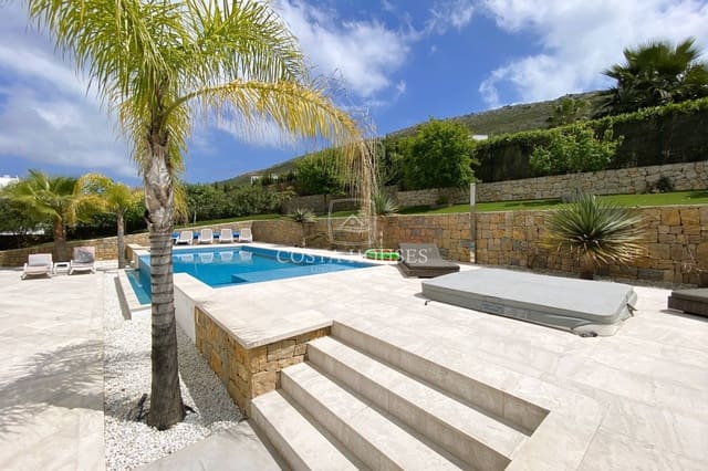 6 makuuhuone Huvila myytävänä paikassa Javea / Xàbia mukana uima-altaan - 1 795 000 € (Ref: 8863962)