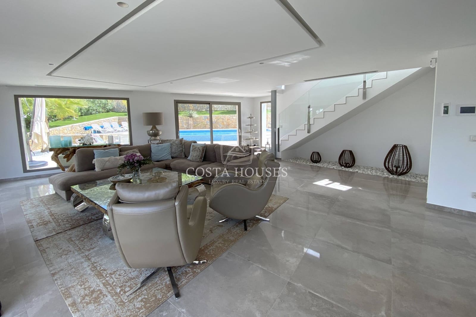6 bedroom Villa for sale in Javea / Xabia with pool - € 1,795,000 (Ref: 8863962)