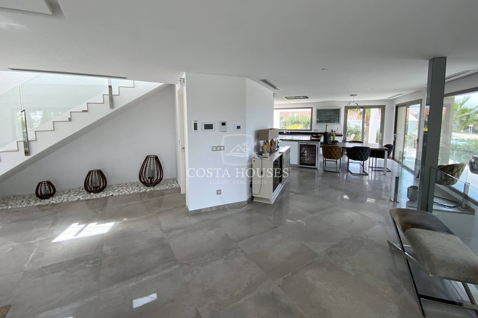 6 bedroom Villa for sale in Javea / Xabia with pool - € 1,795,000 (Ref: 8863962)