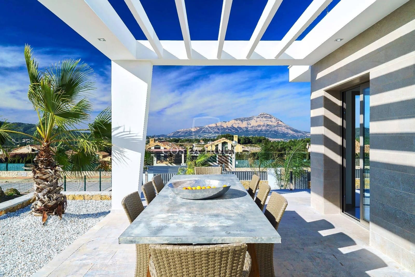 6 bedroom Villa for sale in Javea / Xabia with pool - € 1,795,000 (Ref: 8863962)
