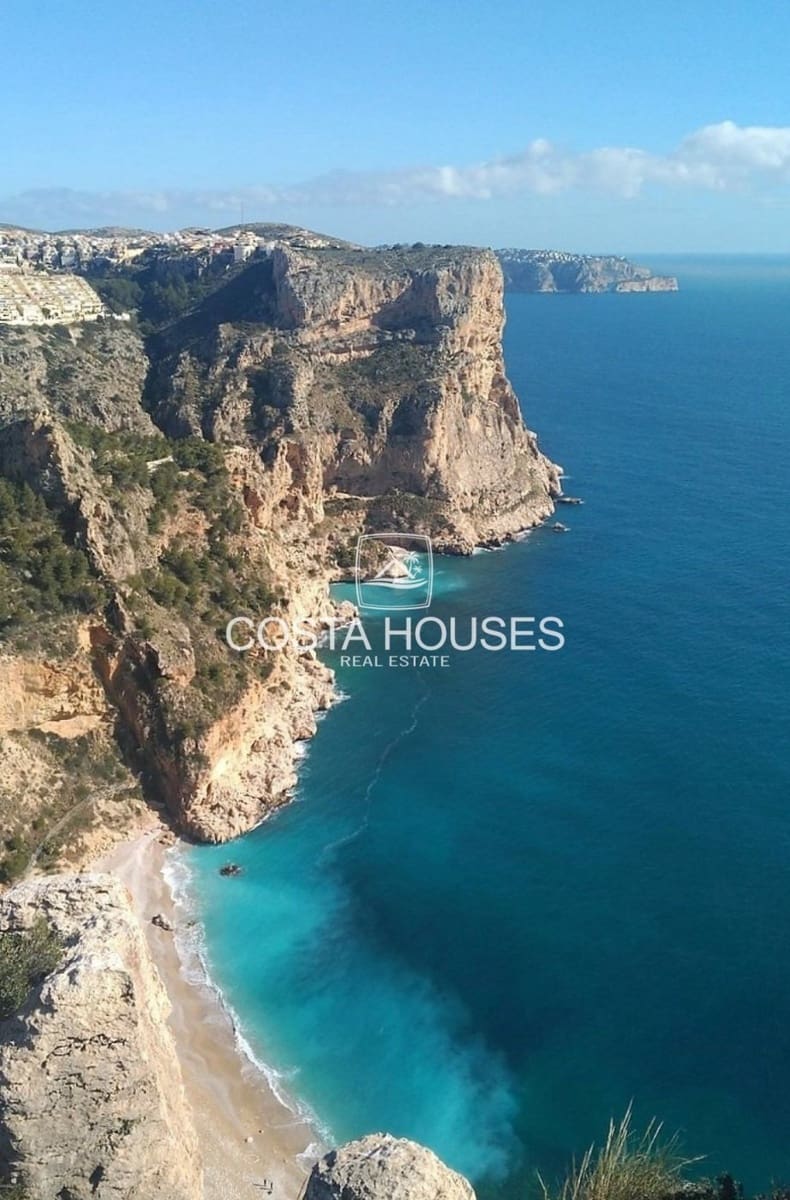 4 bedroom Villa for sale in Cumbre del Sol with pool garage - € 1,824,000 (Ref: 8863965)