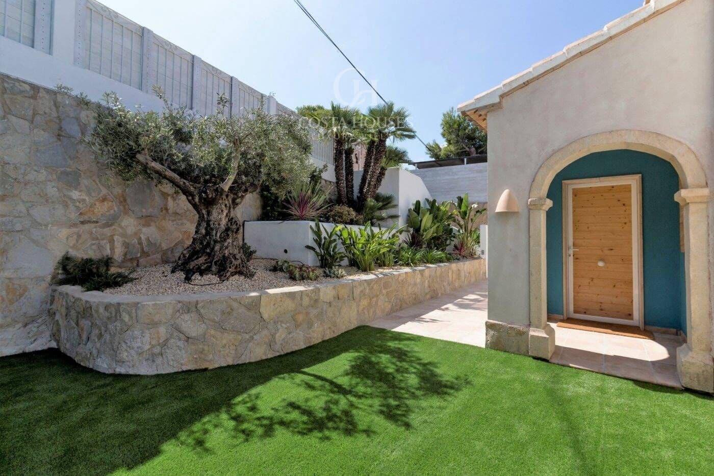 5 soverom Villa til salgs i Javea / Xabia med svømmebasseng - € 1 775 000 (Ref: 8863978)