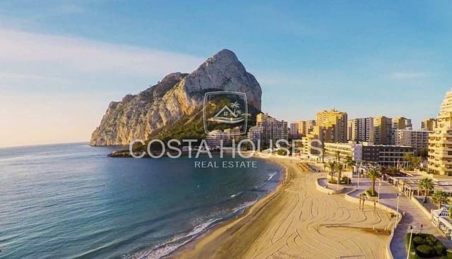 5 makuuhuone Huvila myytävänä paikassa Maryvilla, Calpe / Calp mukana uima-altaan 
autotalli - 1 990 000 € (Ref: 8863982)