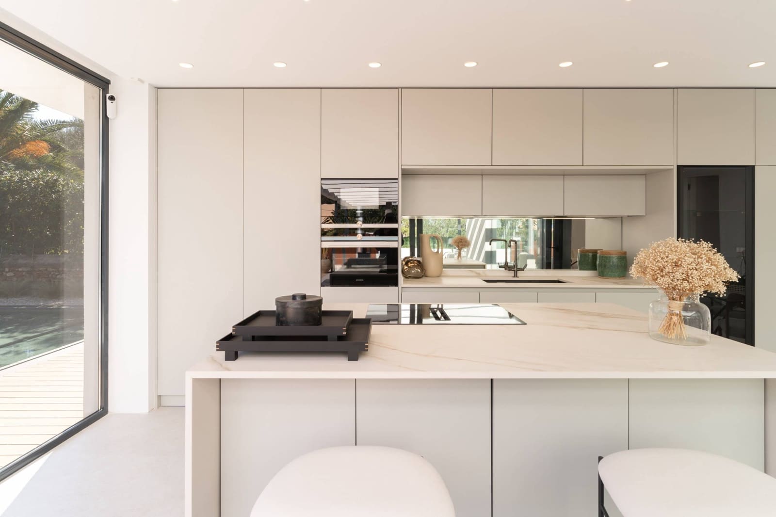 4 makuuhuone Huvila myytävänä paikassa Denia mukana uima-altaan 
autotalli - 1 890 000 € (Ref: 8863983)