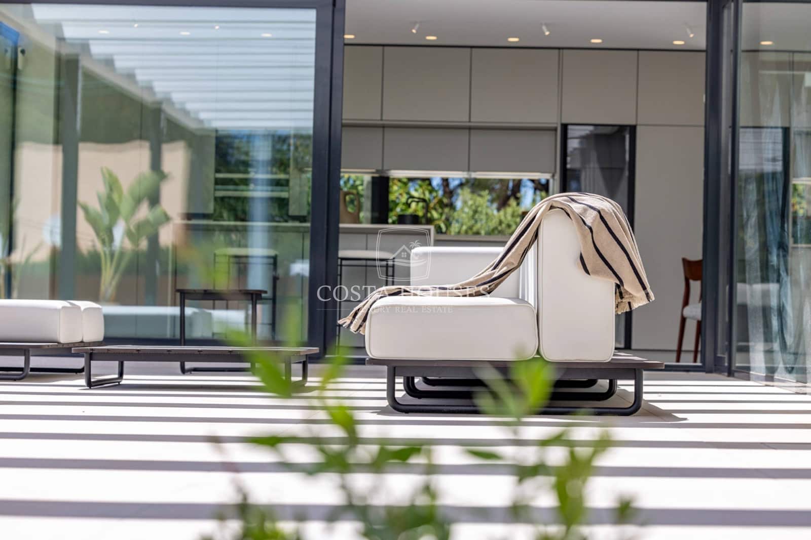 4 makuuhuone Huvila myytävänä paikassa Denia mukana uima-altaan 
autotalli - 1 890 000 € (Ref: 8863983)