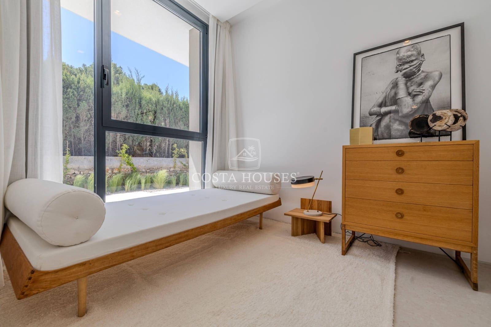 4 bedroom Villa for sale in Denia with pool garage - € 1,890,000 (Ref: 8863983)