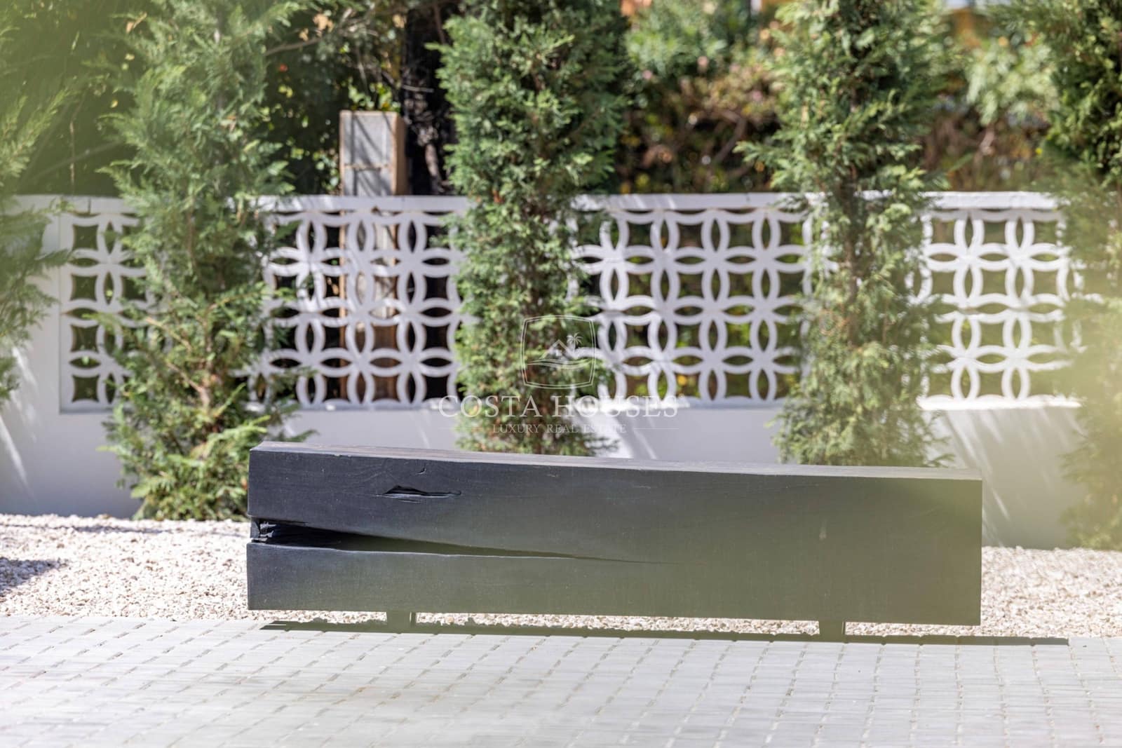 4 bedroom Villa for sale in Denia with pool garage - € 1,890,000 (Ref: 8863983)