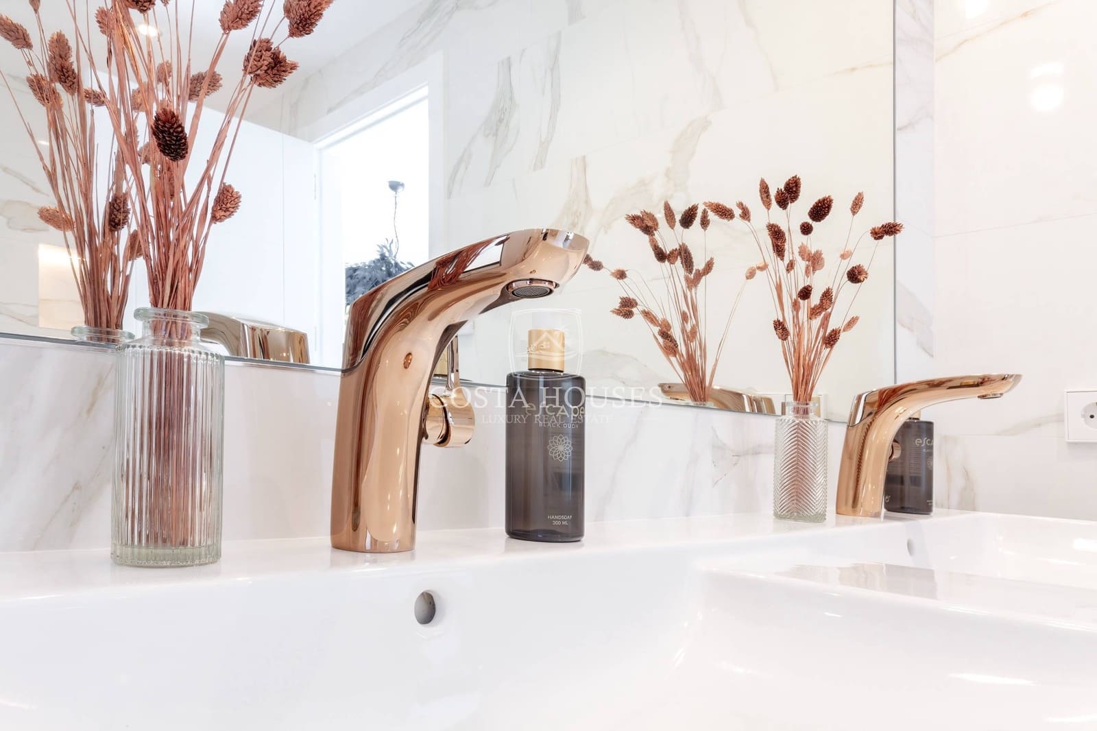 Chalet de 4 habitaciones en Javea / Xàbia en venta con piscina garaje - 2.250.000 € (Ref: 8863991)