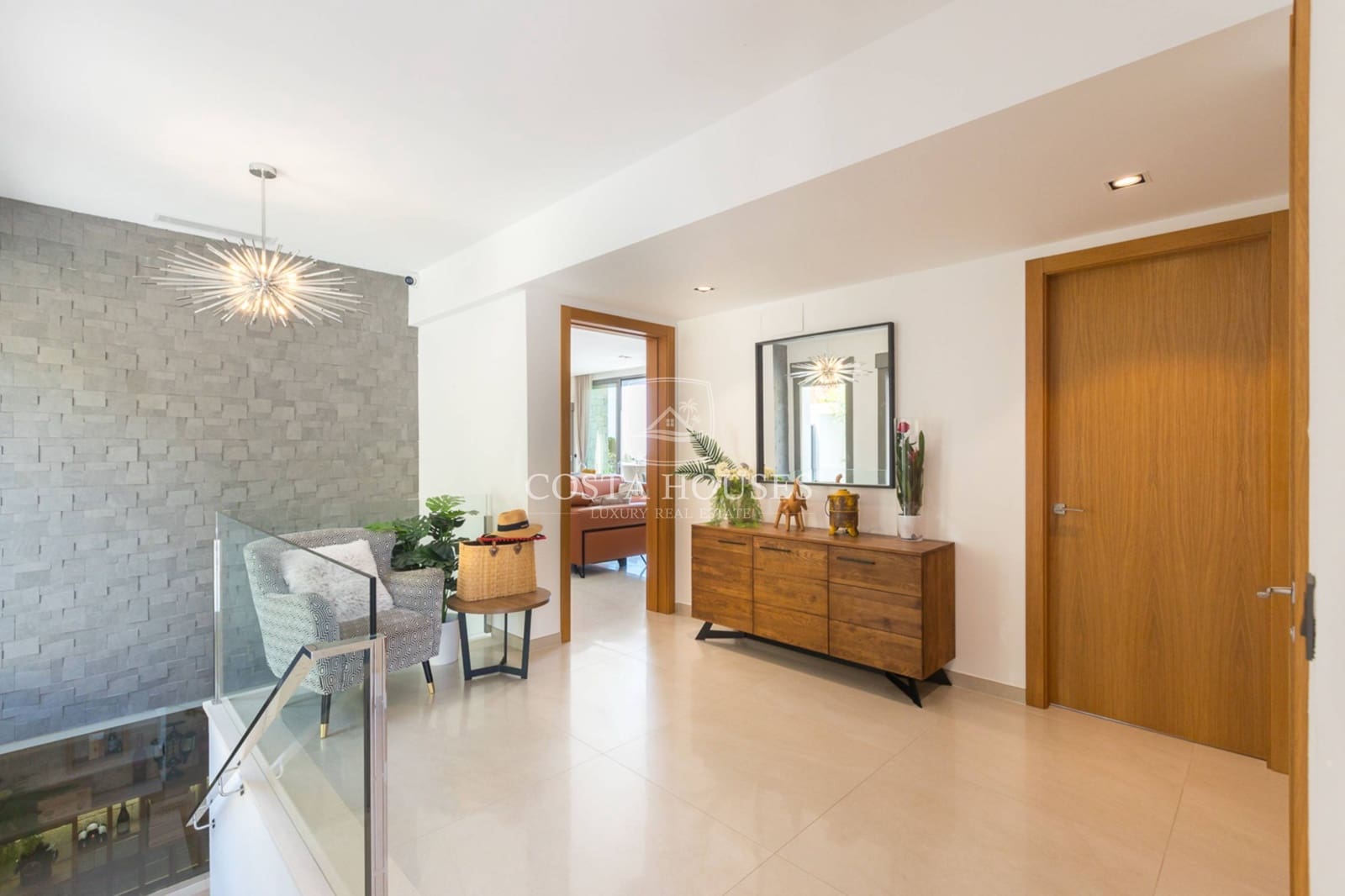 4 bedroom Villa for sale in Javea / Xabia with pool - € 2,195,000 (Ref: 8863994)