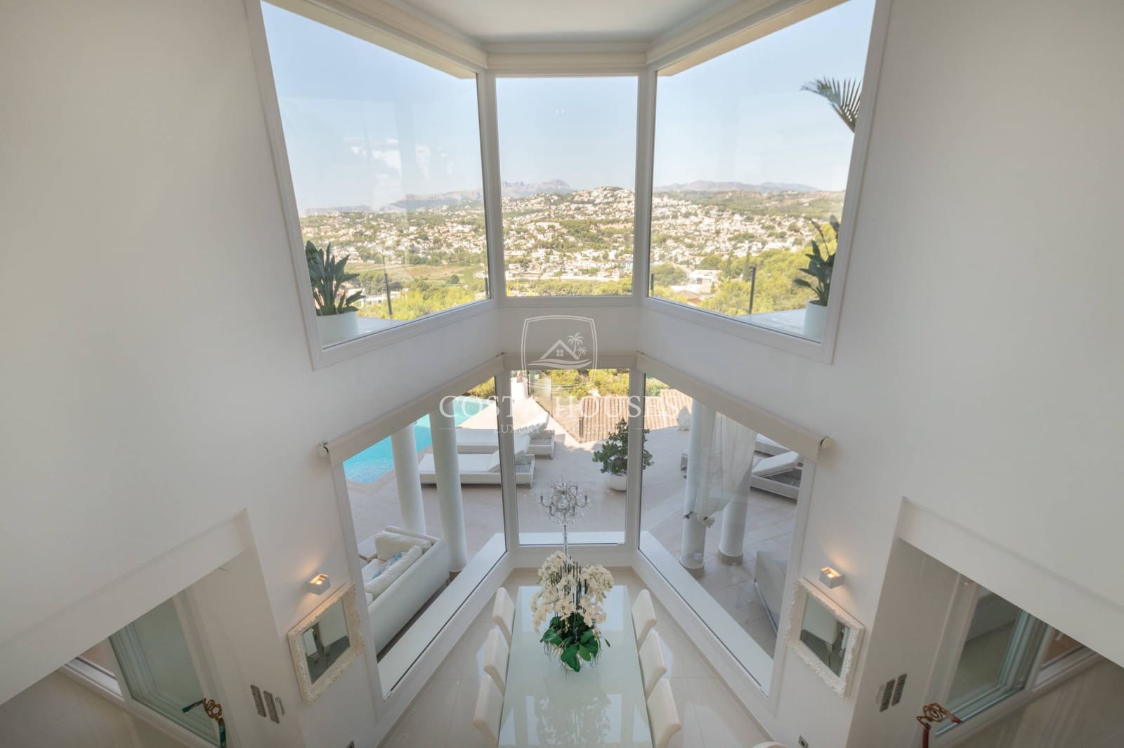 4 bedroom Villa for sale in Moraira with pool garage - € 2,200,000 (Ref: 8863996)