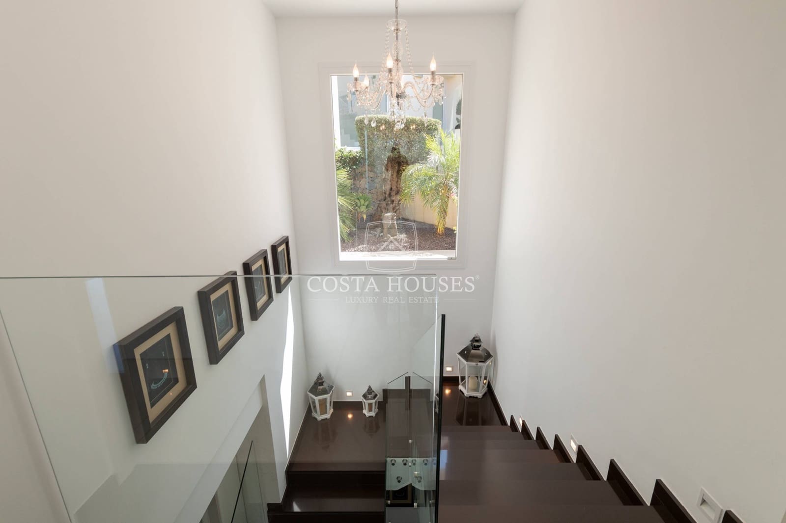 4 bedroom Villa for sale in Moraira with pool garage - € 2,200,000 (Ref: 8863996)