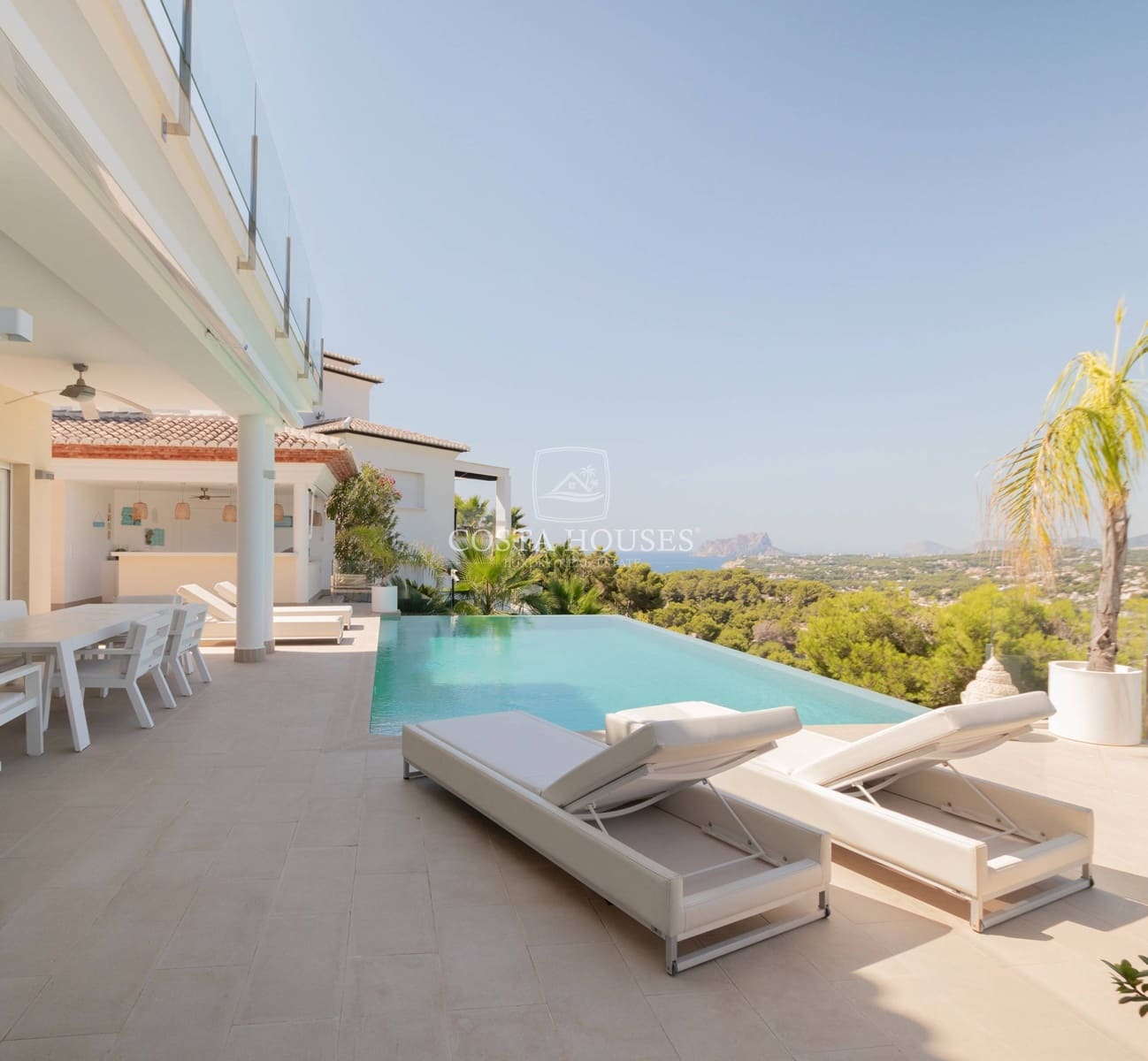 4 bedroom Villa for sale in Moraira with pool garage - € 2,200,000 (Ref: 8863996)