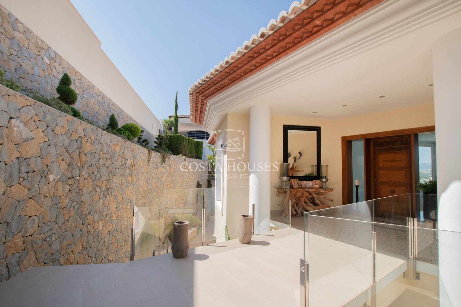 4 bedroom Villa for sale in Moraira with pool garage - € 2,200,000 (Ref: 8863996)