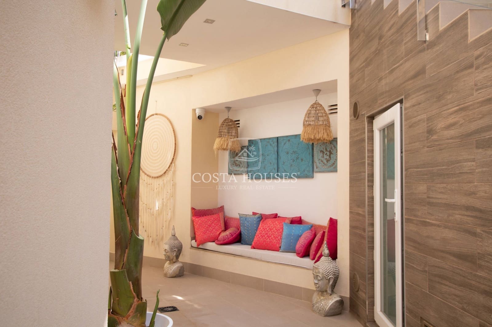 4 bedroom Villa for sale in Moraira with pool garage - € 2,200,000 (Ref: 8863996)