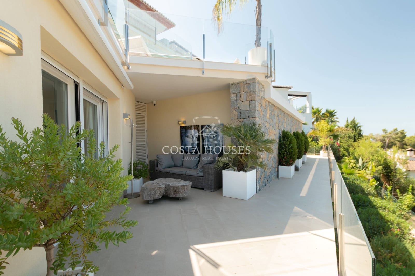 4 bedroom Villa for sale in Moraira with pool garage - € 2,200,000 (Ref: 8863996)