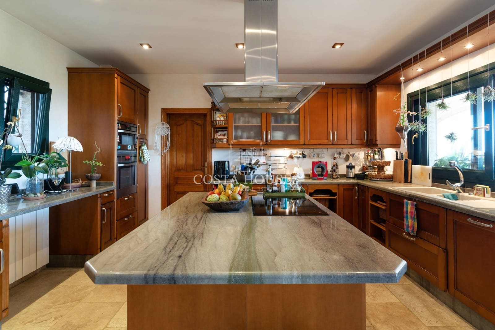 5 soveværelse Finca/Landehus til salg i Benissa med swimmingpool garage - € 2.200.000 (Ref: 8863997)