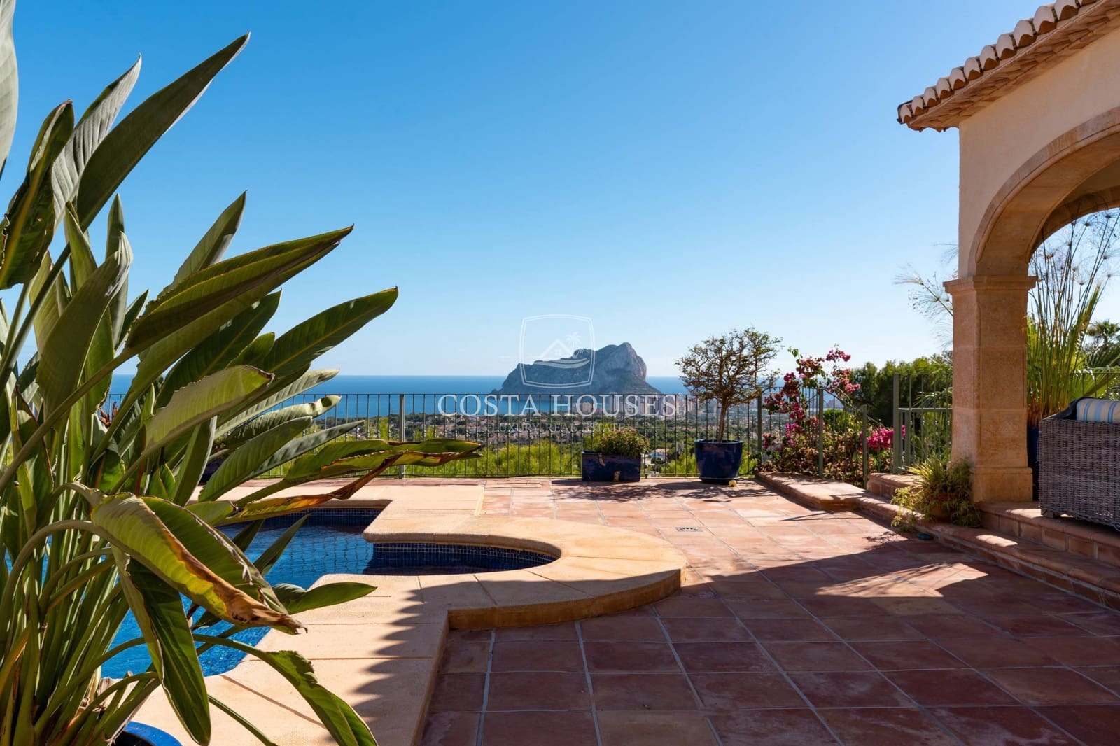 5 soveværelse Finca/Landehus til salg i Benissa med swimmingpool garage - € 2.200.000 (Ref: 8863997)