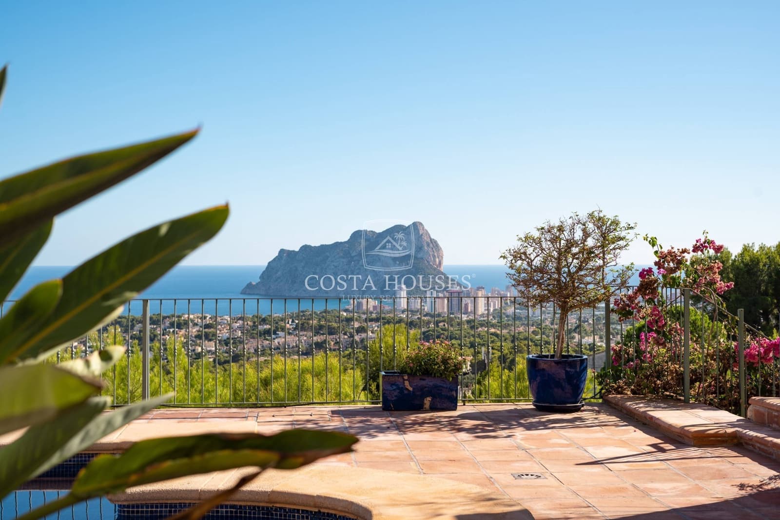 5 soveværelse Finca/Landehus til salg i Benissa med swimmingpool garage - € 2.200.000 (Ref: 8863997)