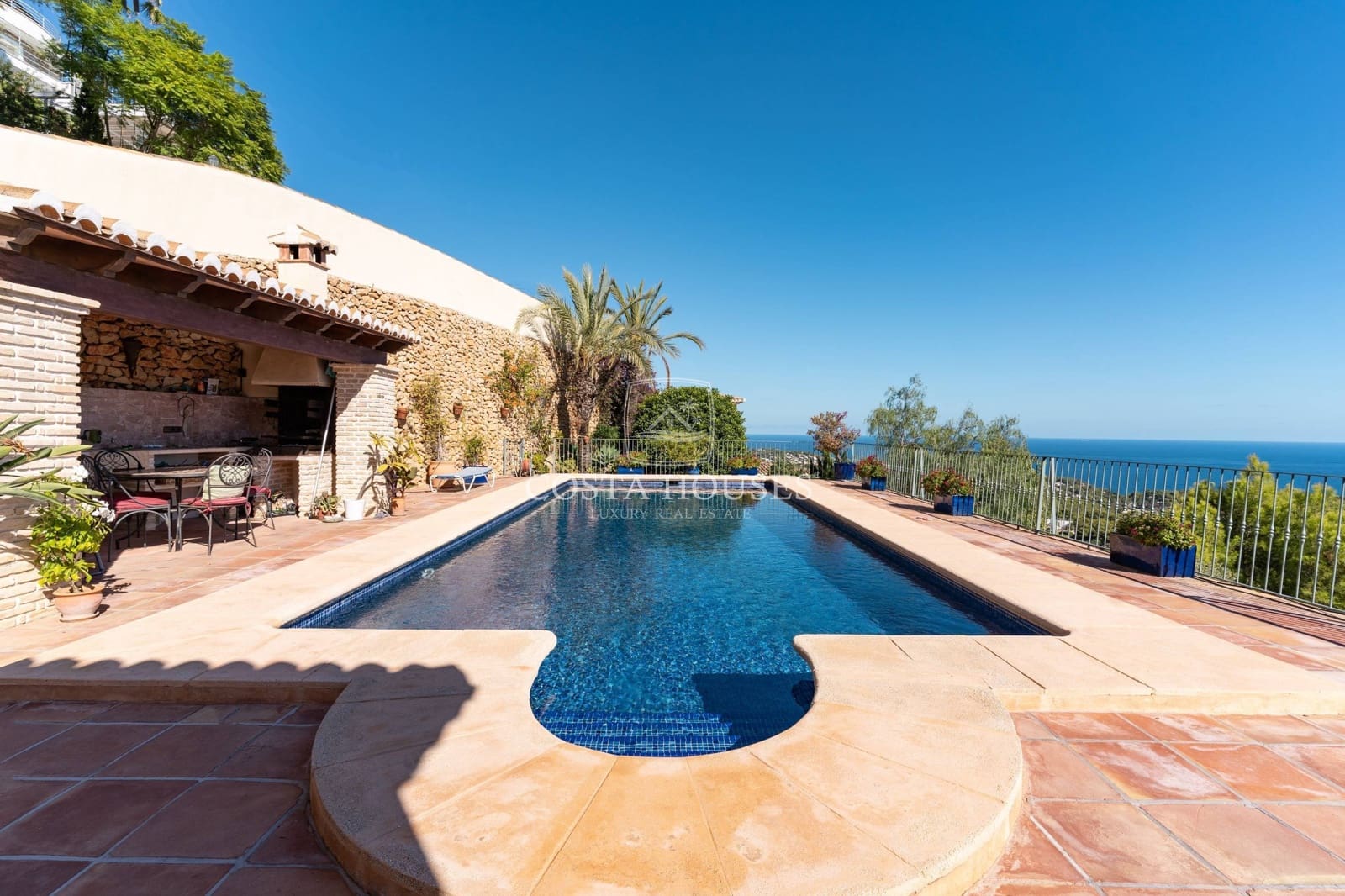 5 soveværelse Finca/Landehus til salg i Benissa med swimmingpool garage - € 2.200.000 (Ref: 8863997)