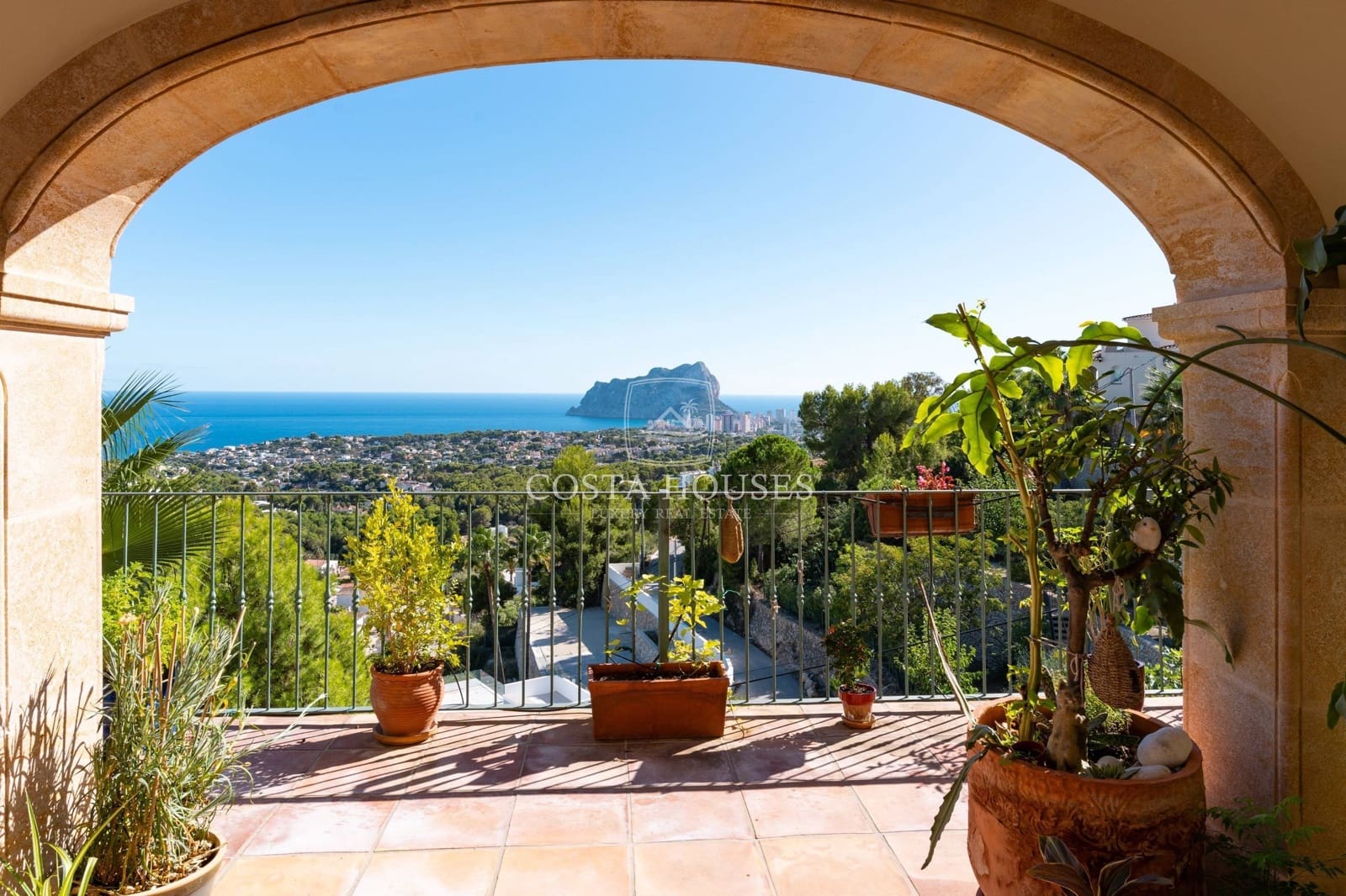 5 soveværelse Finca/Landehus til salg i Benissa med swimmingpool garage - € 2.200.000 (Ref: 8863997)