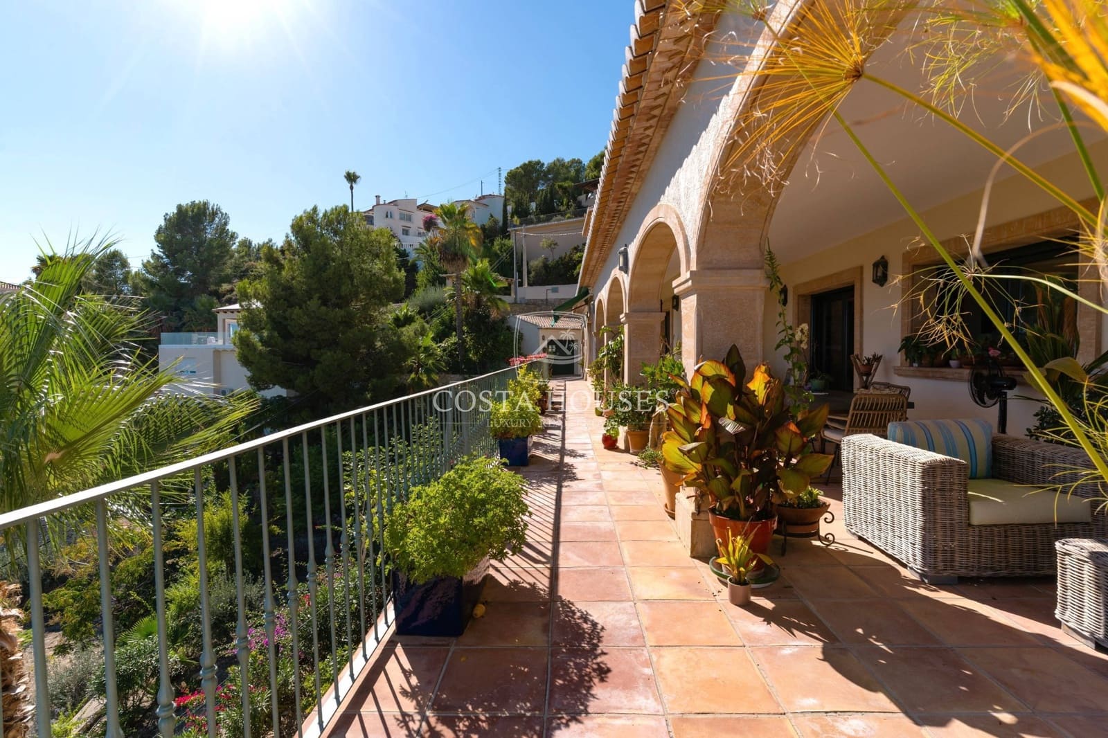 5 soveværelse Finca/Landehus til salg i Benissa med swimmingpool garage - € 2.200.000 (Ref: 8863997)