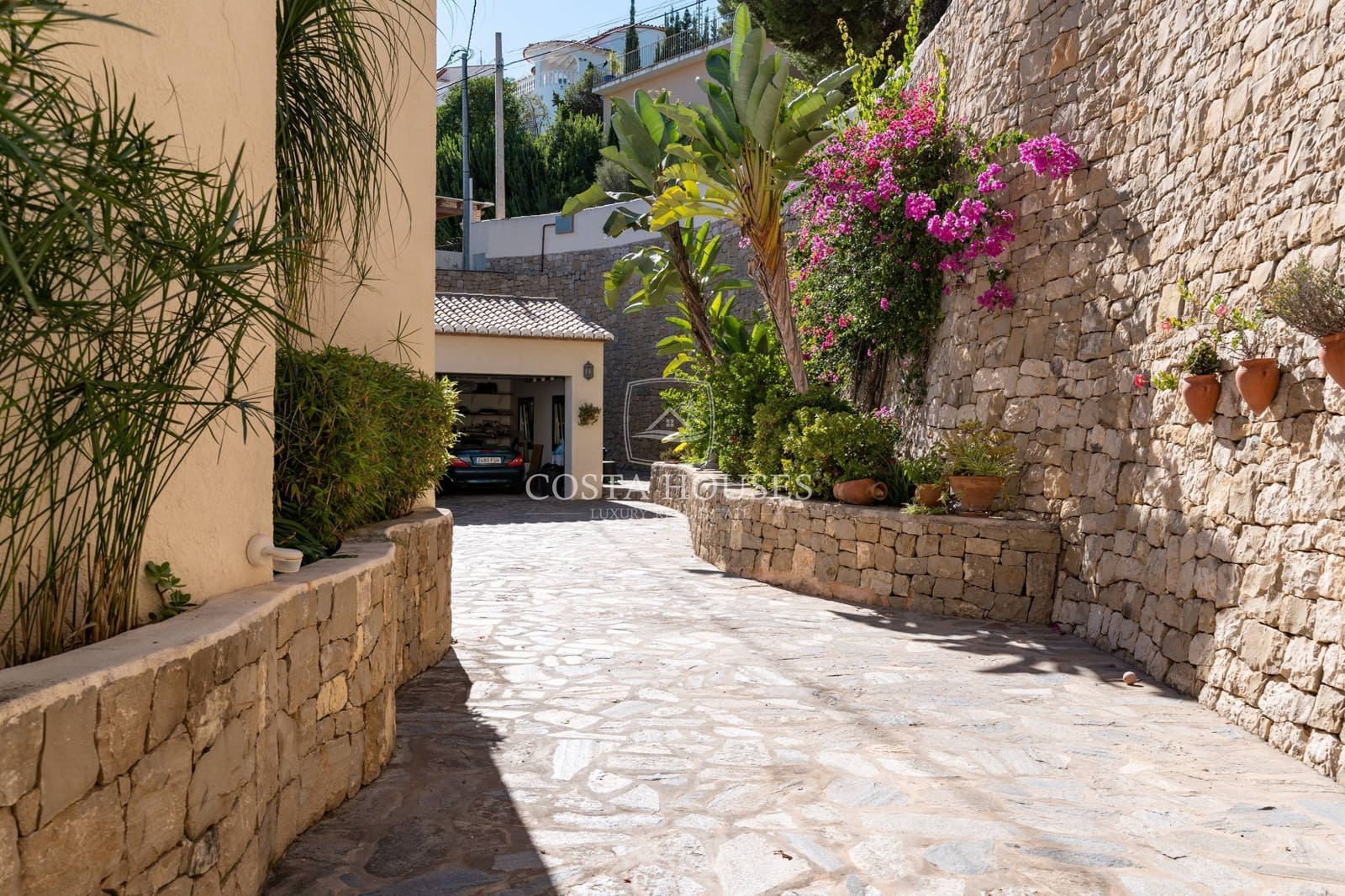 5 soveværelse Finca/Landehus til salg i Benissa med swimmingpool garage - € 2.200.000 (Ref: 8863997)