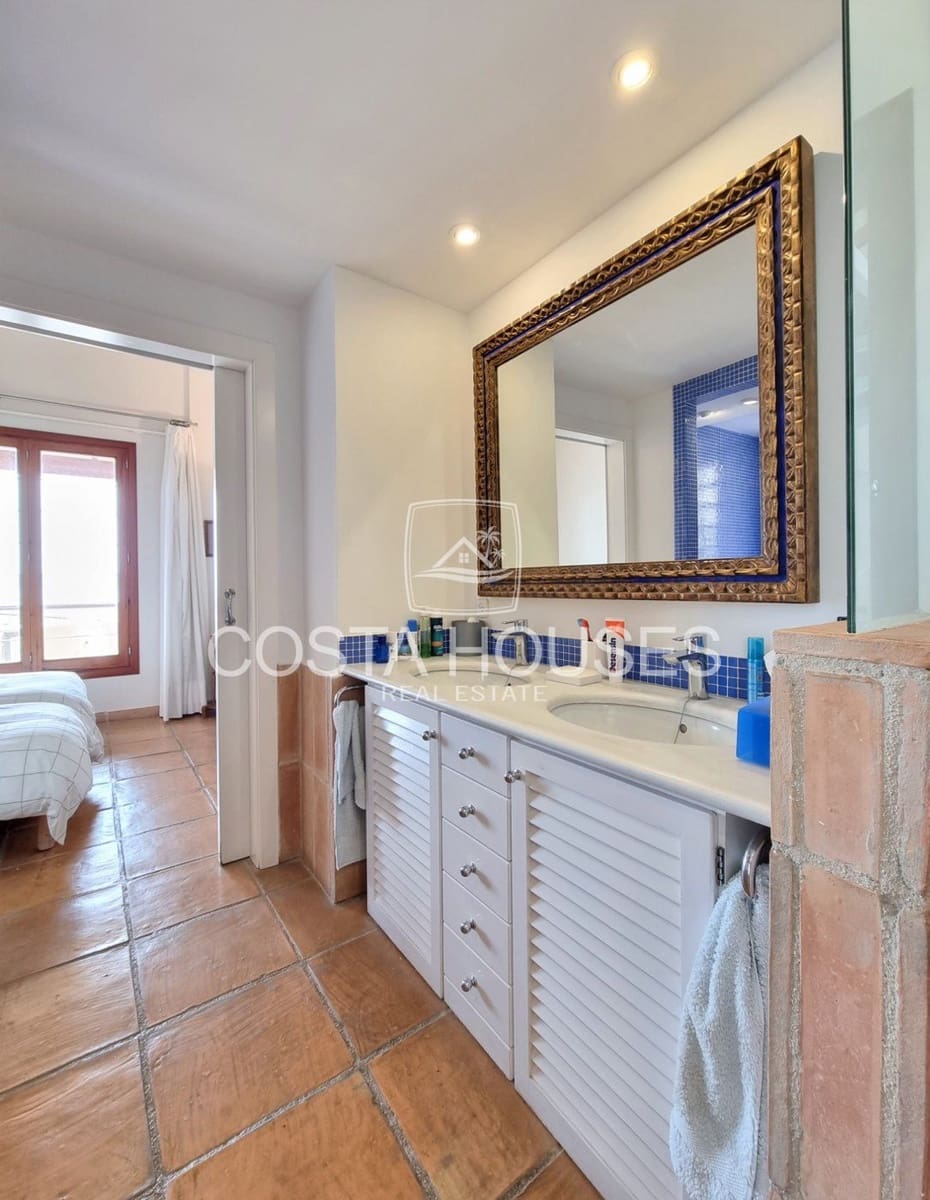 5 soveværelse Villa til salg i Javea / Xabia med swimmingpool garage - € 2.500.000 (Ref: 8864012)