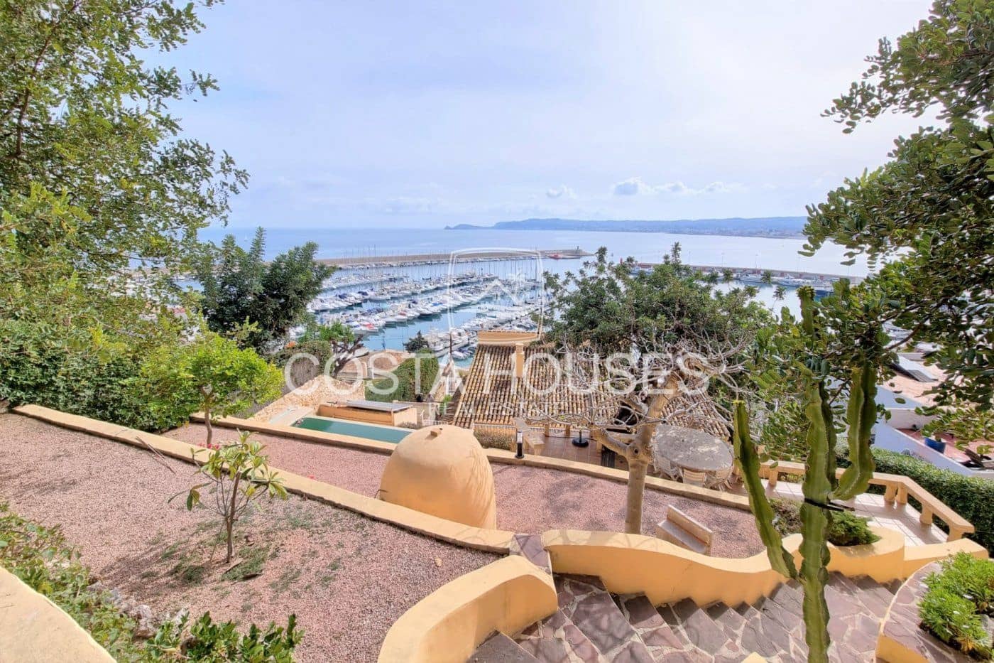 5 soveværelse Villa til salg i Javea / Xabia med swimmingpool garage - € 2.500.000 (Ref: 8864012)