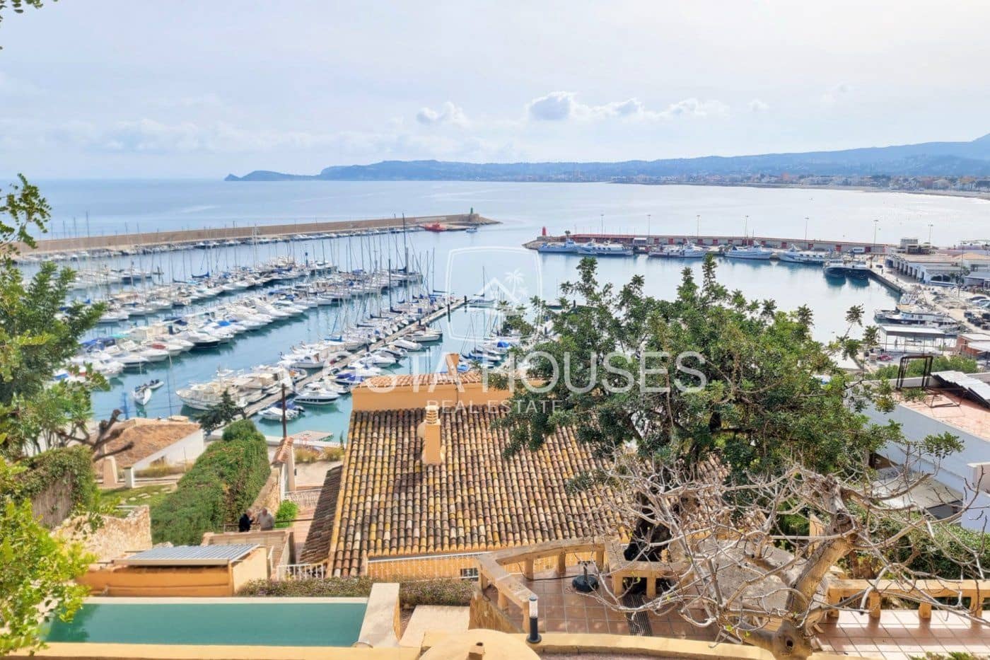 5 soveværelse Villa til salg i Javea / Xabia med swimmingpool garage - € 2.500.000 (Ref: 8864012)