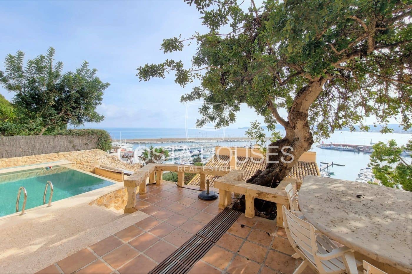 5 soveværelse Villa til salg i Javea / Xabia med swimmingpool garage - € 2.500.000 (Ref: 8864012)