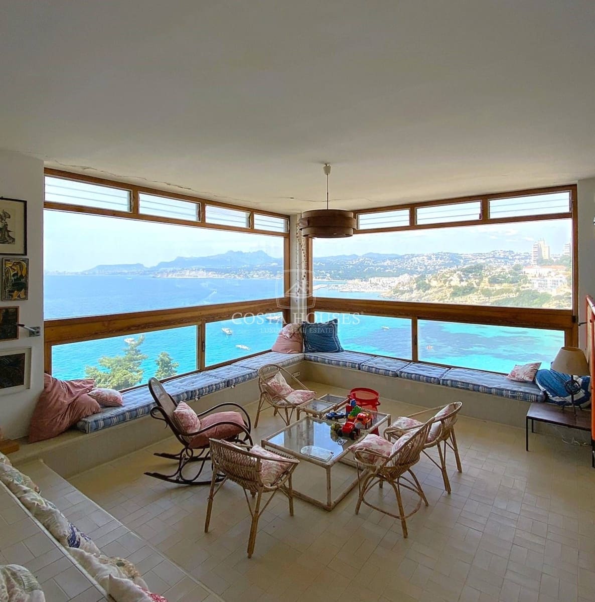 6 bedroom Villa for sale in Moraira with pool garage - € 2,500,000 (Ref: 8864013)