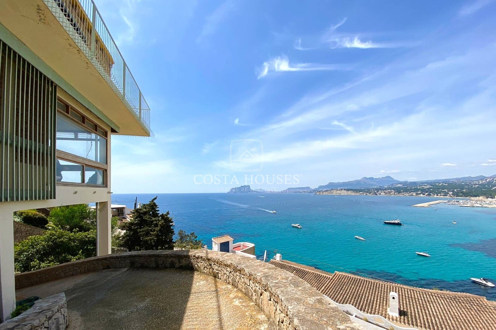 6 bedroom Villa for sale in Moraira with pool garage - € 2,500,000 (Ref: 8864013)