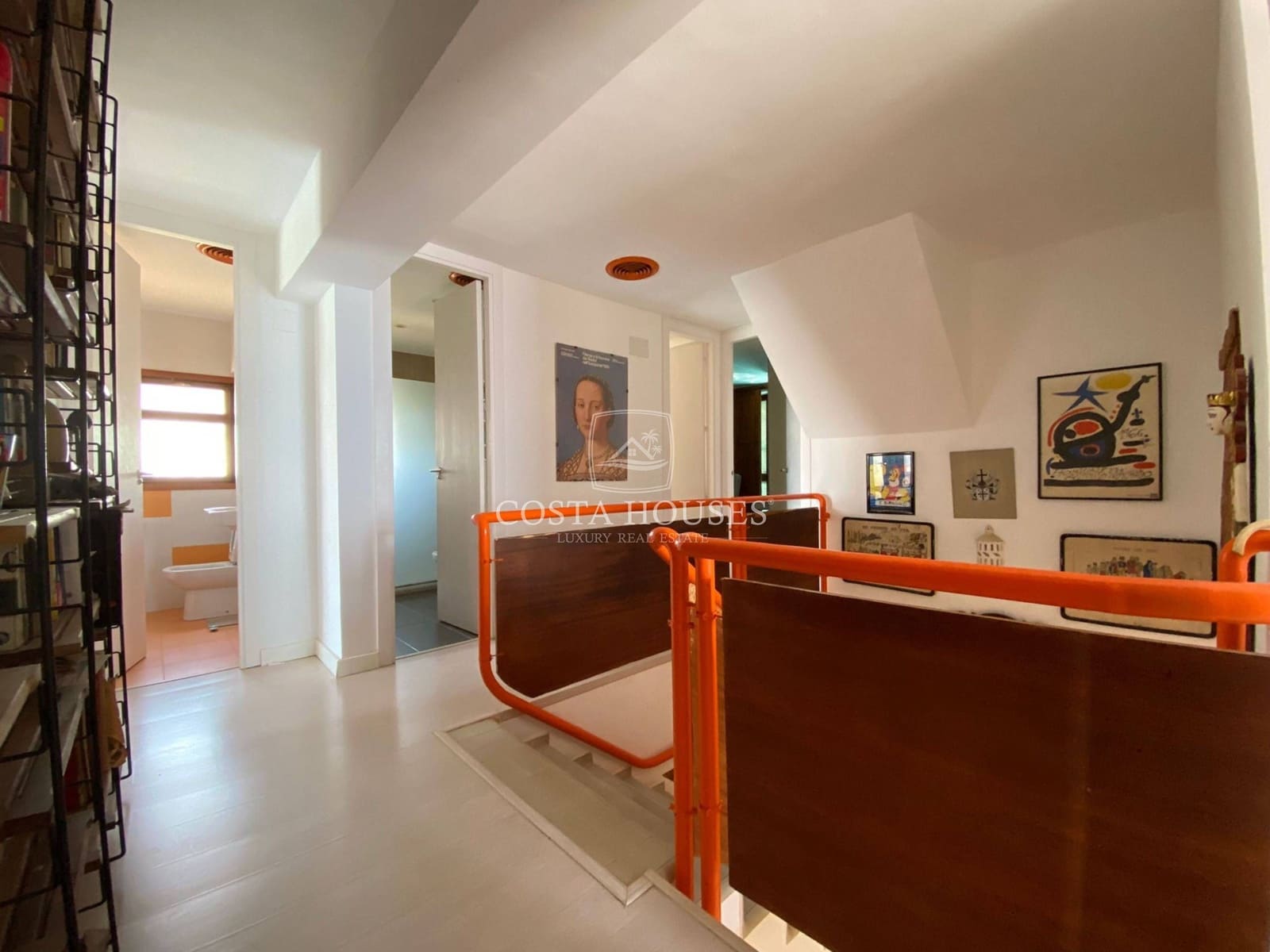 6 bedroom Villa for sale in Moraira with pool garage - € 2,500,000 (Ref: 8864013)