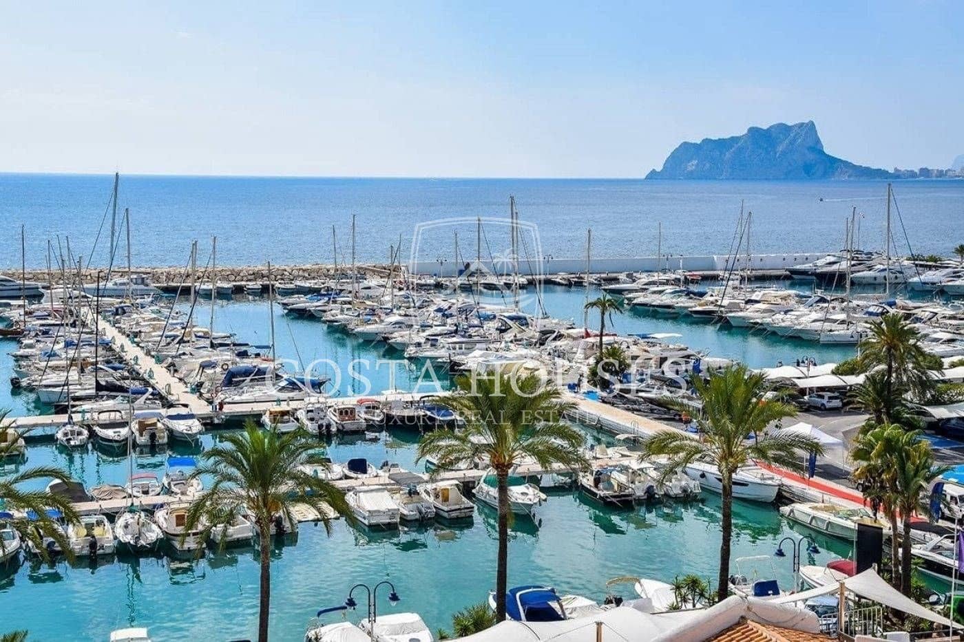 6 bedroom Villa for sale in Moraira with pool garage - € 2,500,000 (Ref: 8864013)