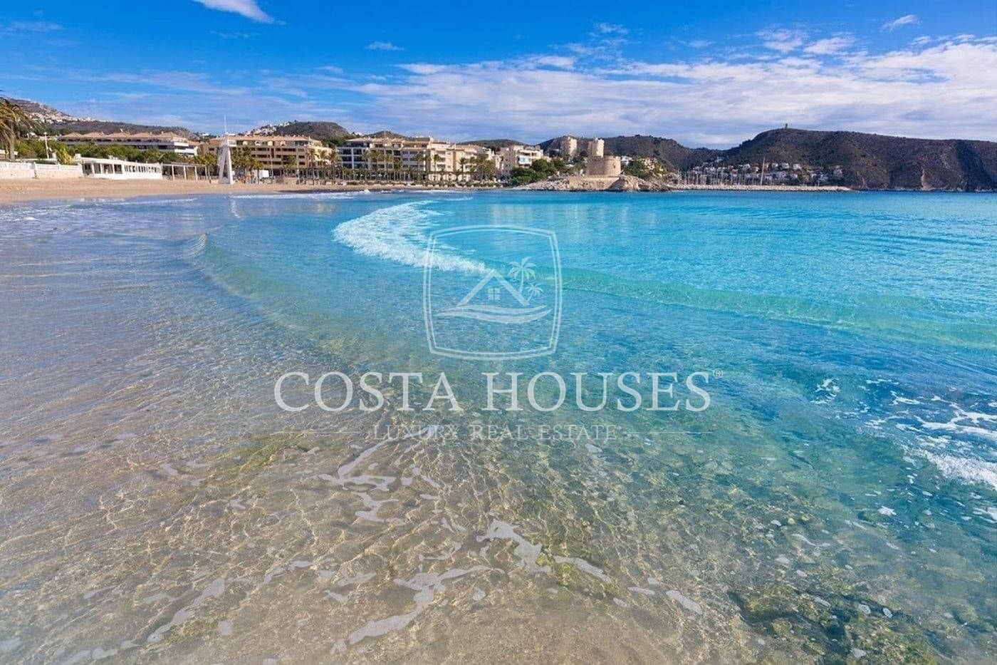 6 bedroom Villa for sale in Moraira with pool garage - € 2,500,000 (Ref: 8864013)