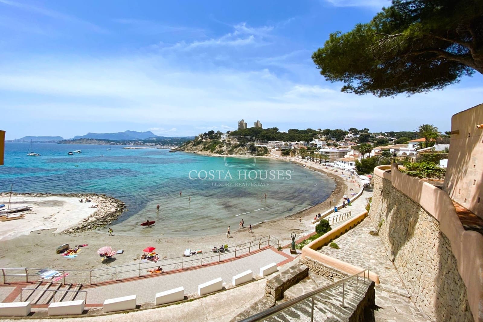 6 bedroom Villa for sale in Moraira with pool garage - € 2,500,000 (Ref: 8864013)