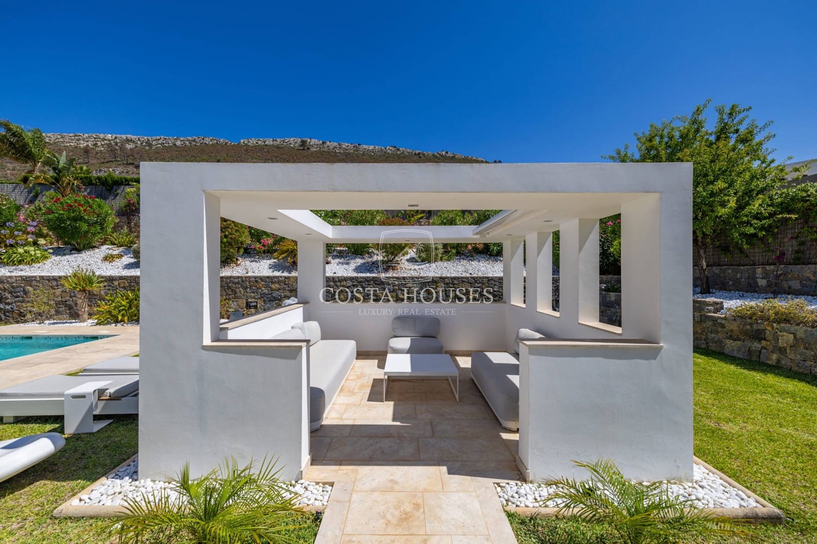 5 soverom Villa til salgs i Javea / Xabia med svømmebasseng garasje - € 2 350 000 (Ref: 8864024)