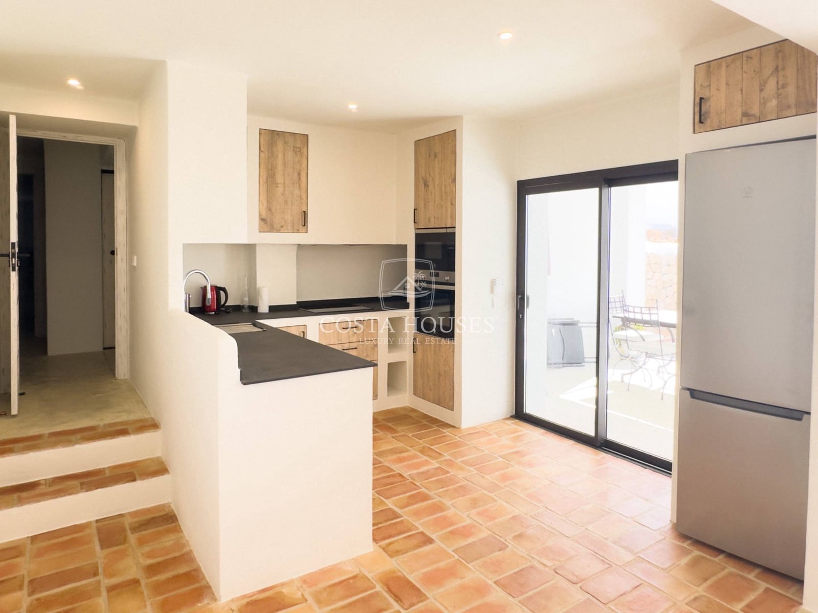 5 bedroom Villa for sale in Moraira with pool garage - € 2,490,000 (Ref: 8864026)