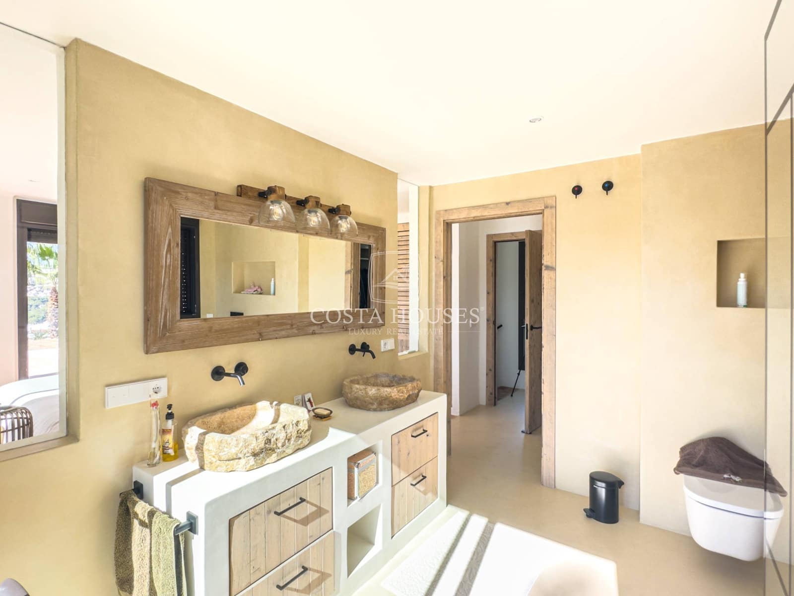 5 bedroom Villa for sale in Moraira with pool garage - € 2,490,000 (Ref: 8864026)