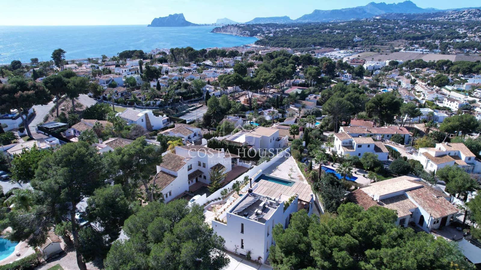 5 bedroom Villa for sale in Moraira with pool garage - € 2,490,000 (Ref: 8864026)