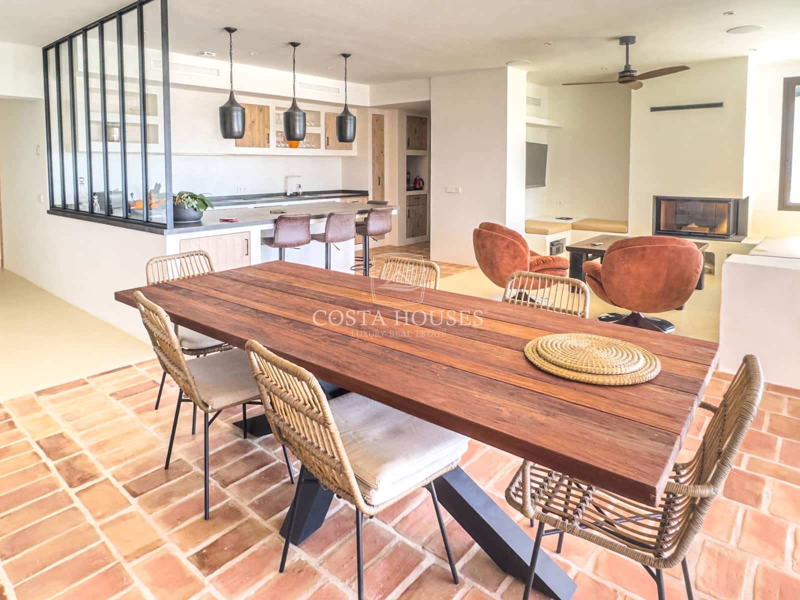 5 bedroom Villa for sale in Moraira with pool garage - € 2,490,000 (Ref: 8864026)