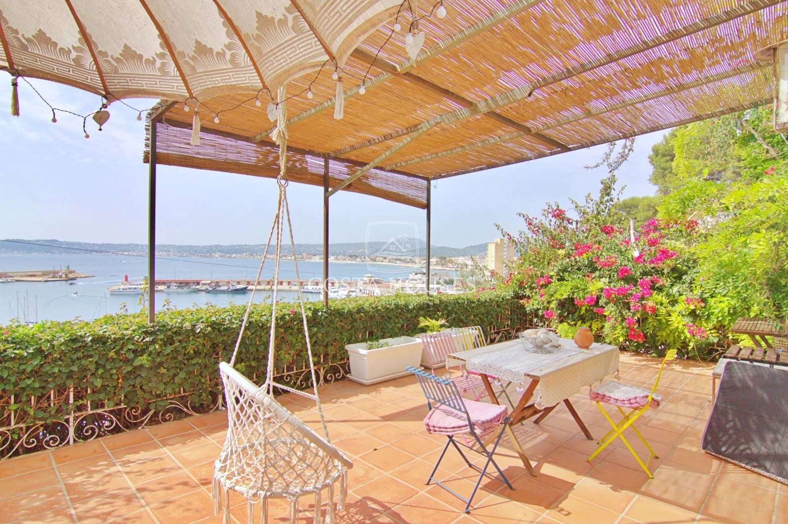 4 soveværelse Villa til salg i Javea / Xabia med swimmingpool - € 2.680.000 (Ref: 8864029)