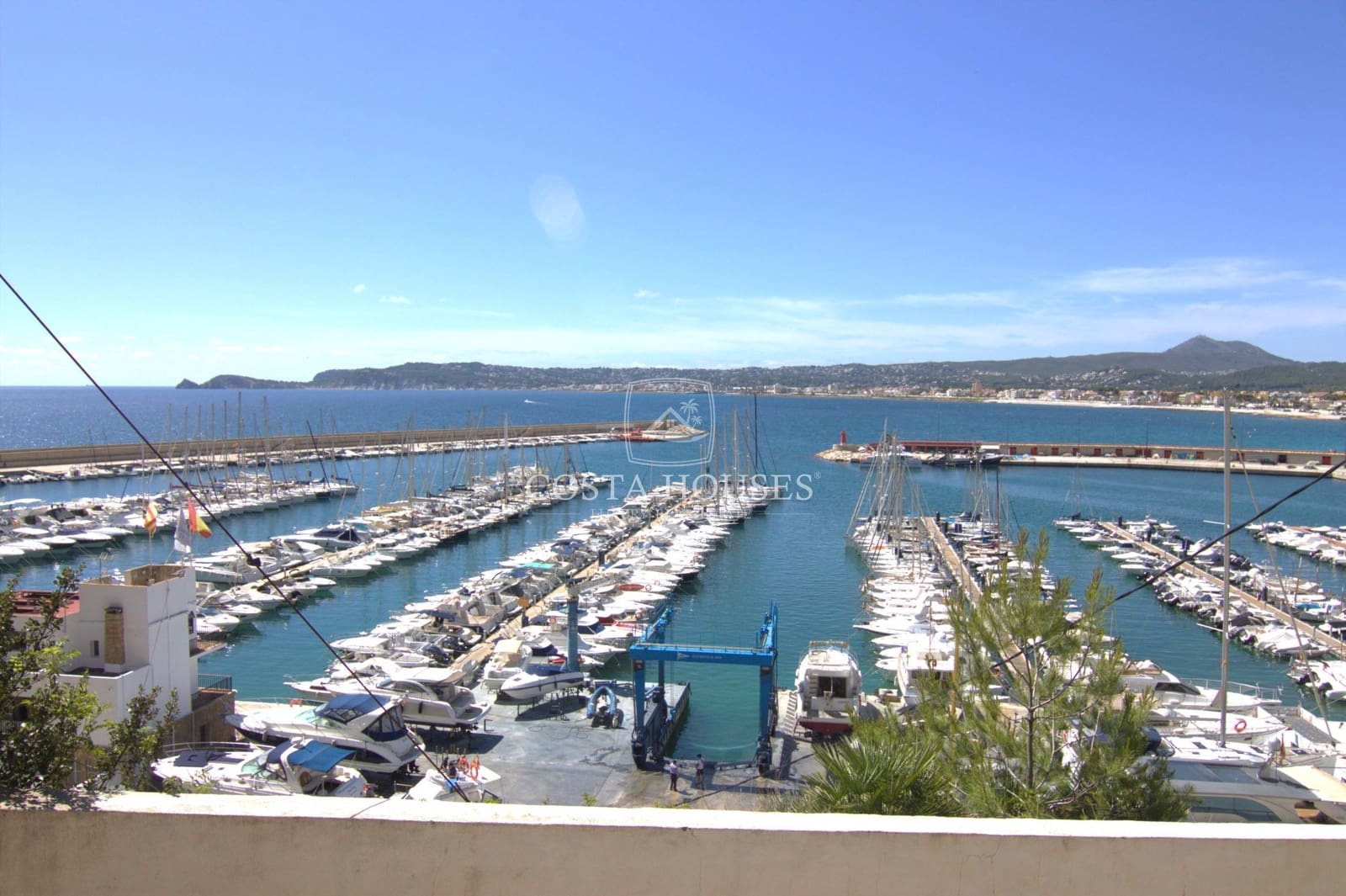 4 soveværelse Villa til salg i Javea / Xabia med swimmingpool - € 2.680.000 (Ref: 8864029)