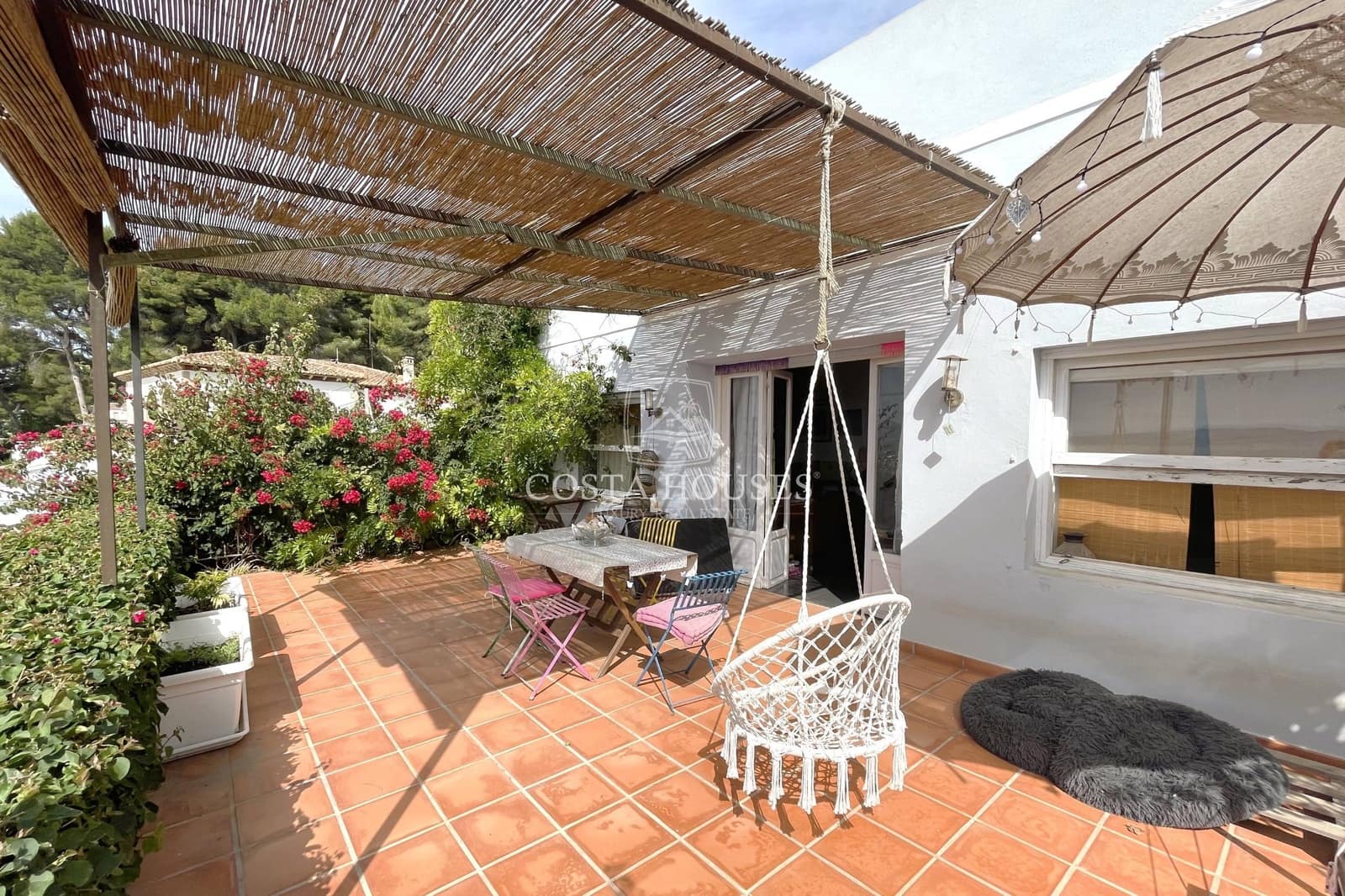 4 soveværelse Villa til salg i Javea / Xabia med swimmingpool - € 2.680.000 (Ref: 8864029)