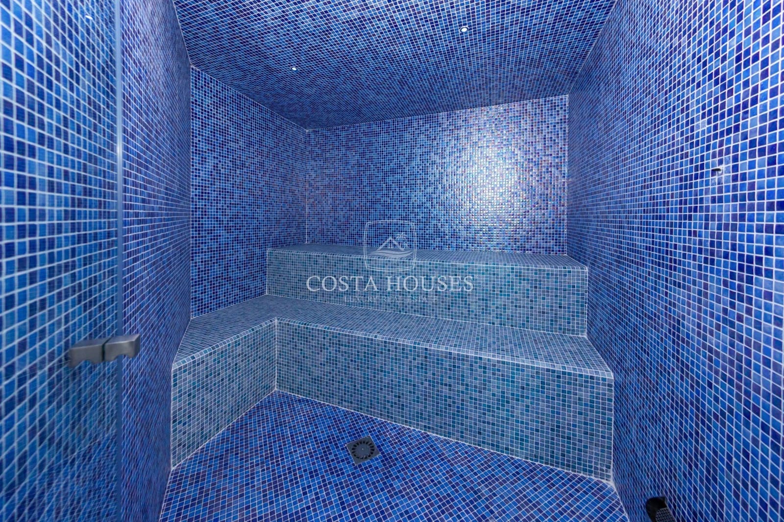 5 Zimmer Villa zu verkaufen in Benidorm mit Pool Garage - 2.825.000 € (Ref: 8864031)