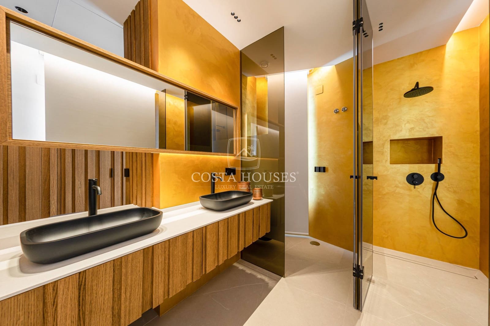 5 Zimmer Villa zu verkaufen in Benidorm mit Pool Garage - 2.825.000 € (Ref: 8864031)