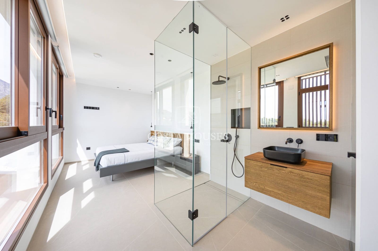 5 Zimmer Villa zu verkaufen in Benidorm mit Pool Garage - 2.825.000 € (Ref: 8864031)